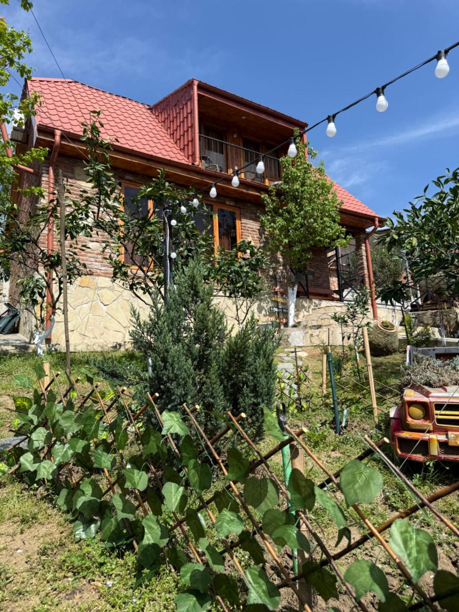 Sunshine House Villa Kutaisi Eksteriør bilde